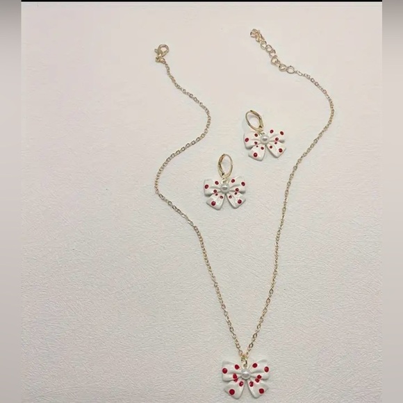 Bow Necklace & Earring Set
Stocking Stuffer - Picture 3 of 6